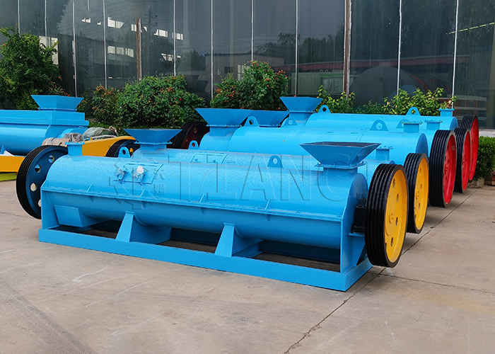 1-10T / h อุปกรณ์ Granulator ปุ๋ยอินทรีย์เพื่อทําก้อนของหมากหมากหมาก