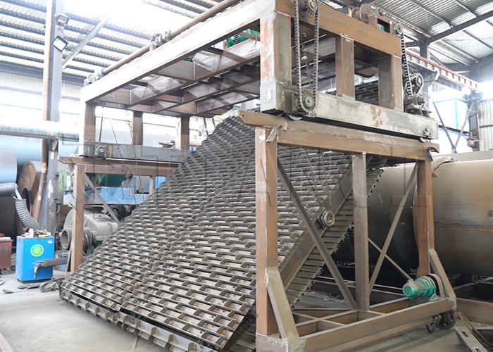 ชนิดของแผ่นโซ่ไฟฟ้า compost Turner เครื่องคอมพอสต์