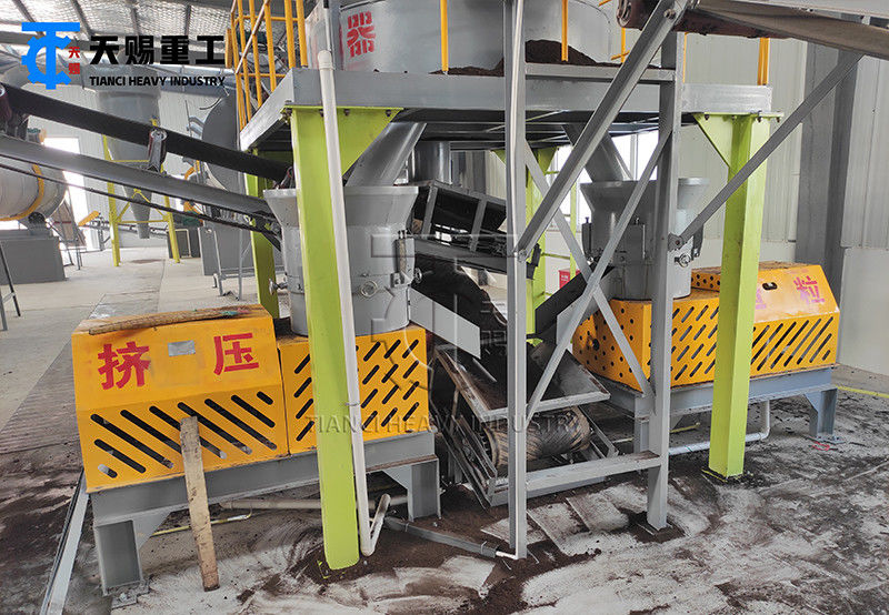 เครื่องเจาะกระจกแบบเรียบ เครื่องเจาะปุ๋ย สายการผลิต การบริโภคพลังงานต่ํา อนุภาคทรงกระบอก ได้รับการรับรอง ISO9001