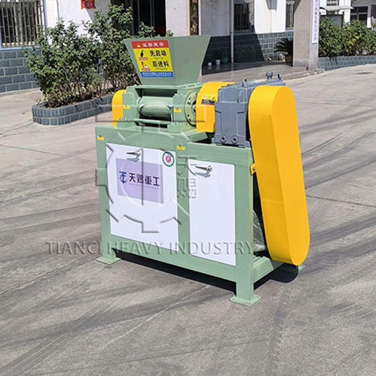 เครื่องอัดเม็ดแบบลูกกลิ้งคู่โซเดียมคาร์บอเนตสำหรับโรงงานผลิตโซเดียมคาร์บอเนตชนิดเม็ด