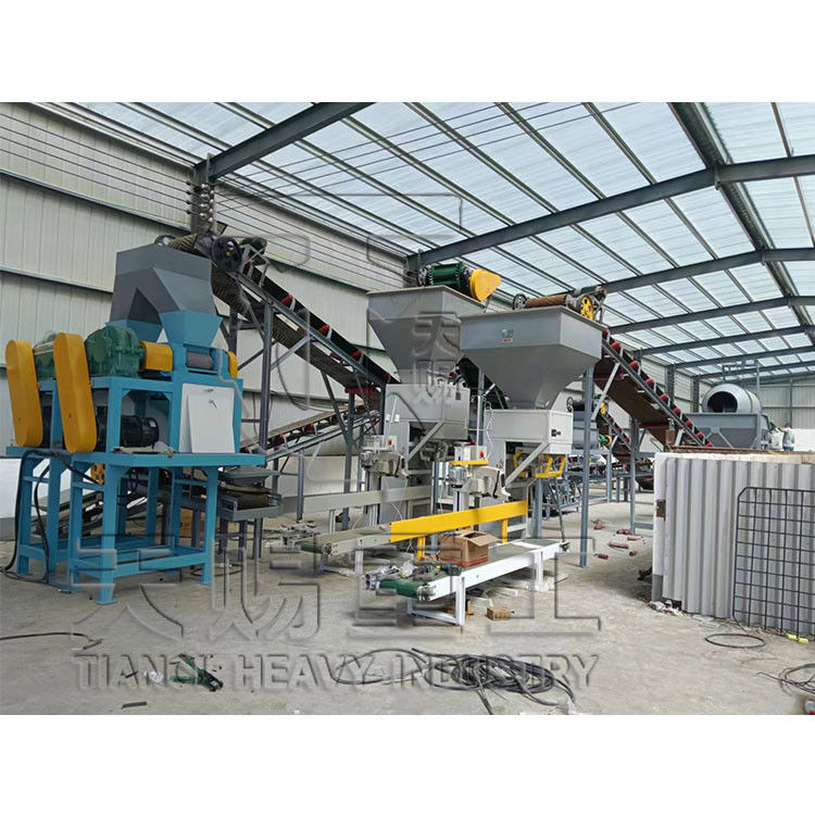 มูเรียตของปอตัสปุ๋ย Granulator ของมูเรียตของปอตัสปุ๋ยสาย granulation โปแทสเซียมคลอริด เครื่องปุ๋ยบดแห้ง Roll
