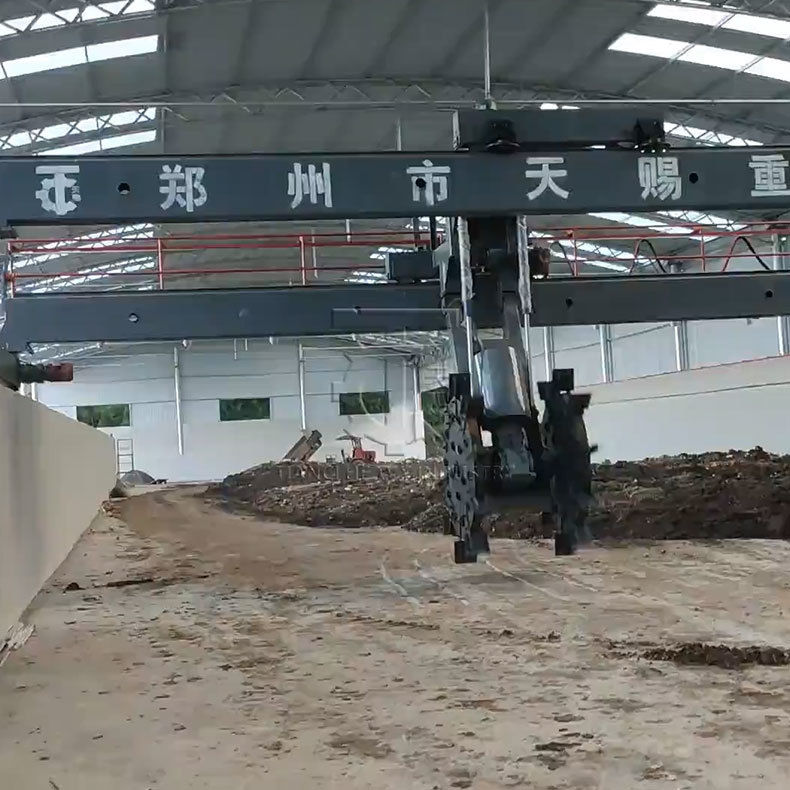 Natural Organic Fertilizer Composting Solutions: Groove Type Compost Turner,  Windrow Turner & Fermentation Tank_China